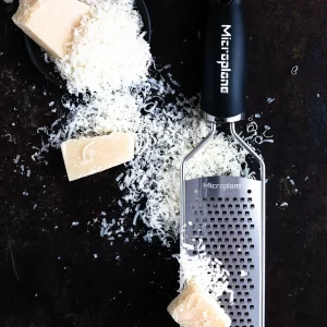 Microplane Gourmet Reibe Grob Schwarz 18