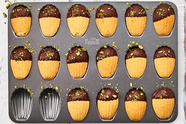Madeleineformen RBV Birkmann Easy Baking Bärentatzen-/Madeleine-Form 3